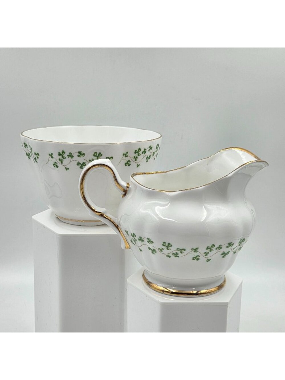 Royal Tara 2 Piece Set Green Shamrock Sprays Scalloped Creamer & Open Sugar Bowl